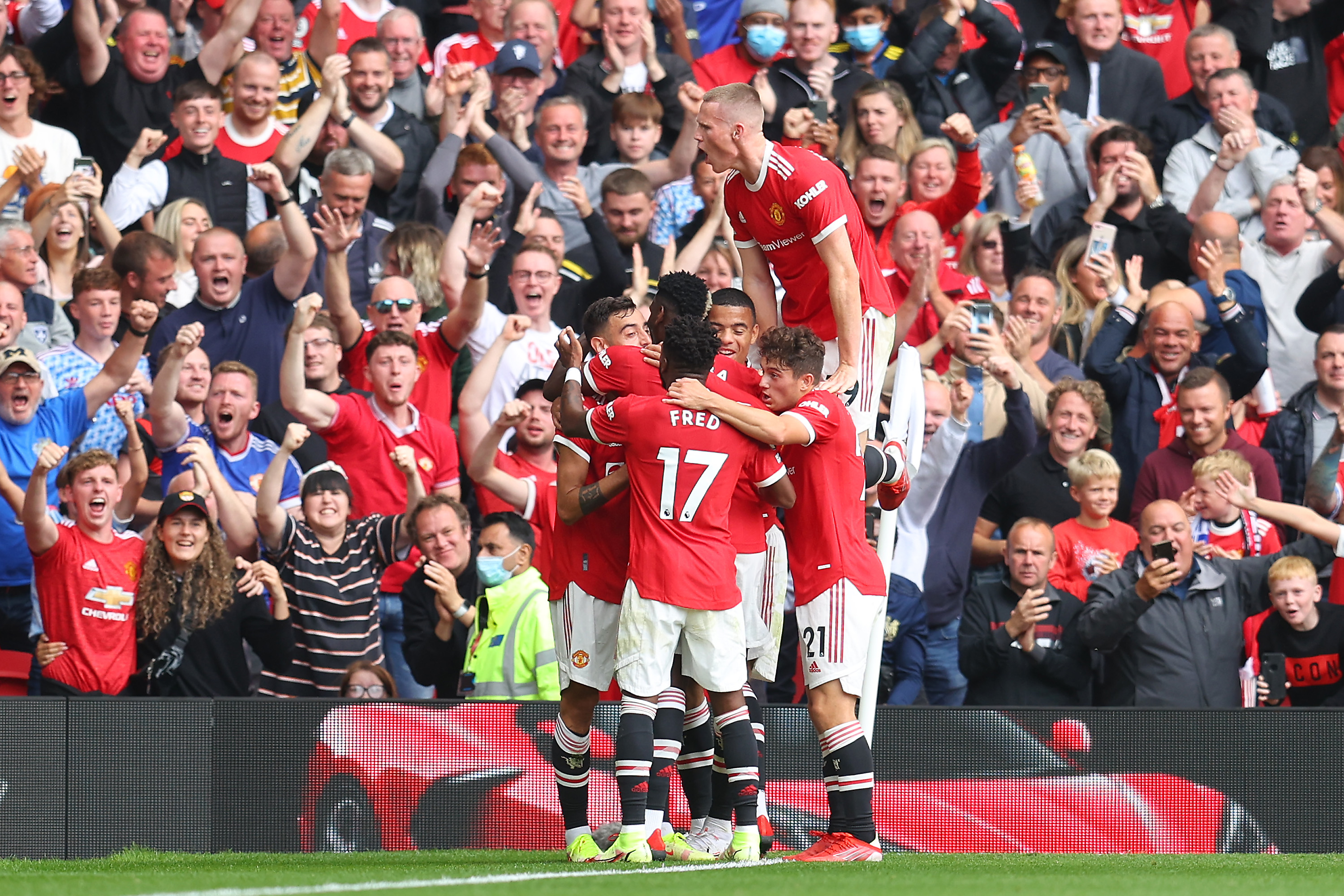 TL前途光明！，Scout新星持续失利表现突出赛场气氛高涨